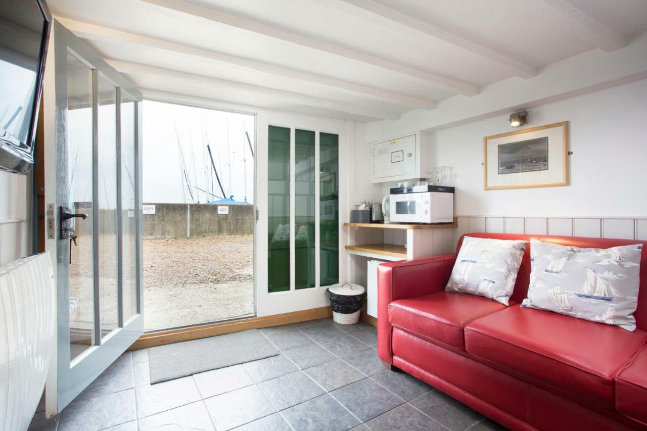 Whitstable Fisherman'S Huts Bagian luar foto